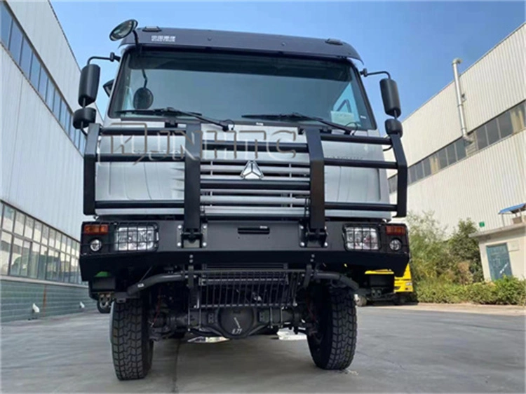 Sinotruk 6X6 off Road Dump Truck with 11 Tires for Bad Roads Camion Benne