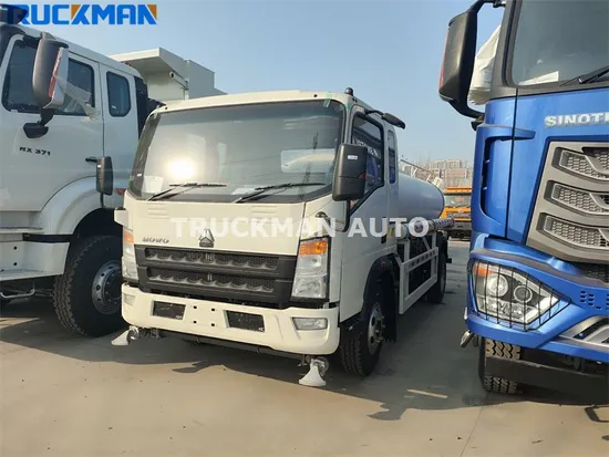 6000L Water Tank Truck SINOTRUK HOWO 4X2 Mini Tanker For Construction Industry 