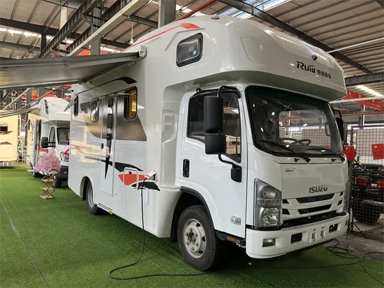 Large Space Isuzu 4X2 Mobile Camper Van Truck Luxury RV Motor Home for Sale 