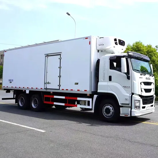 I Suzu15t Refrigerated Truck Right